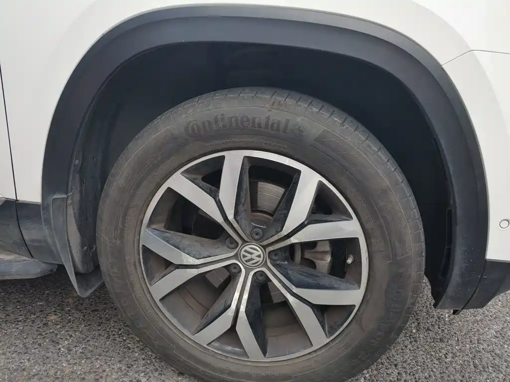 Volkswagen Teramont — миниатюра 8