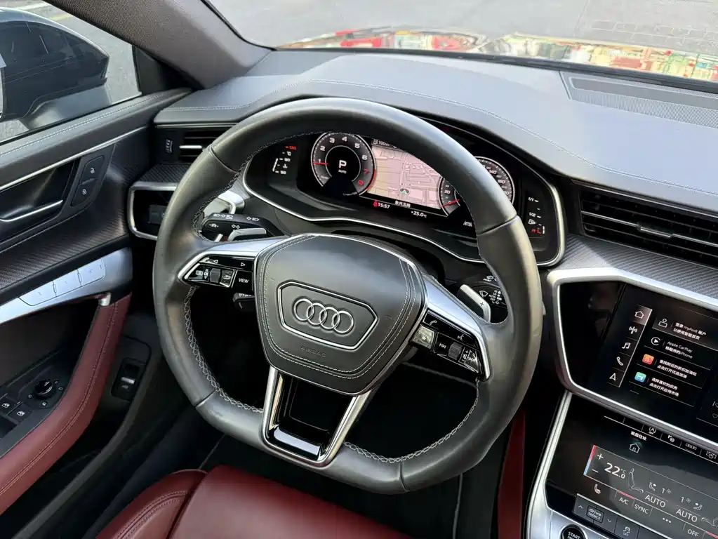 AUDI A7L