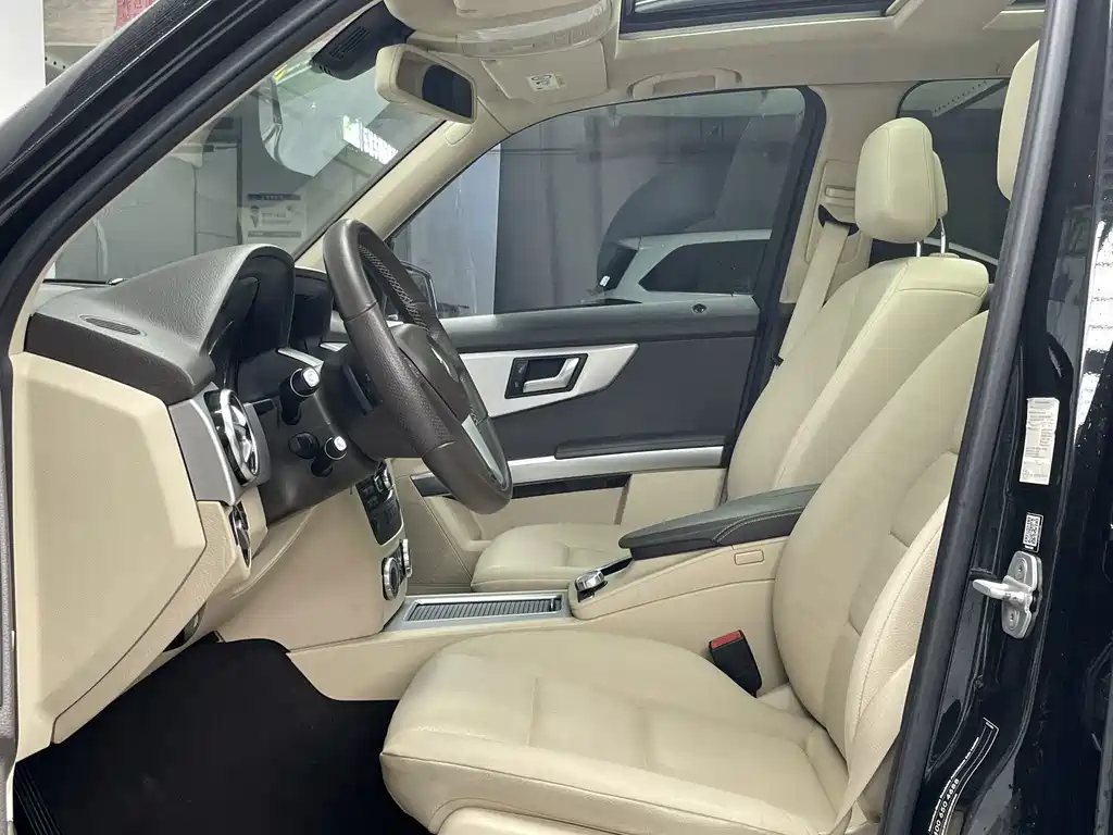 Mercedes-Benz GLK-Class — миниатюра 12