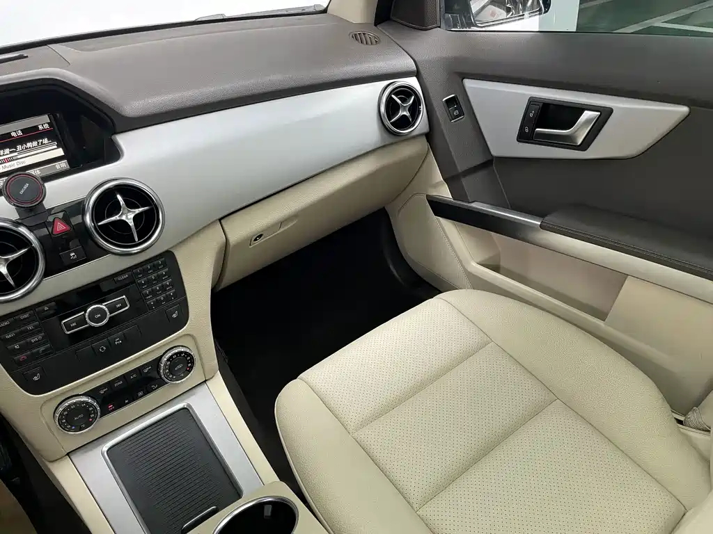 Mercedes-Benz GLK-Class — миниатюра 15