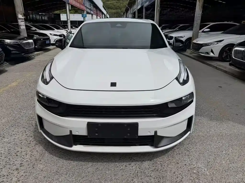 Lynk & Co 03 — миниатюра 2