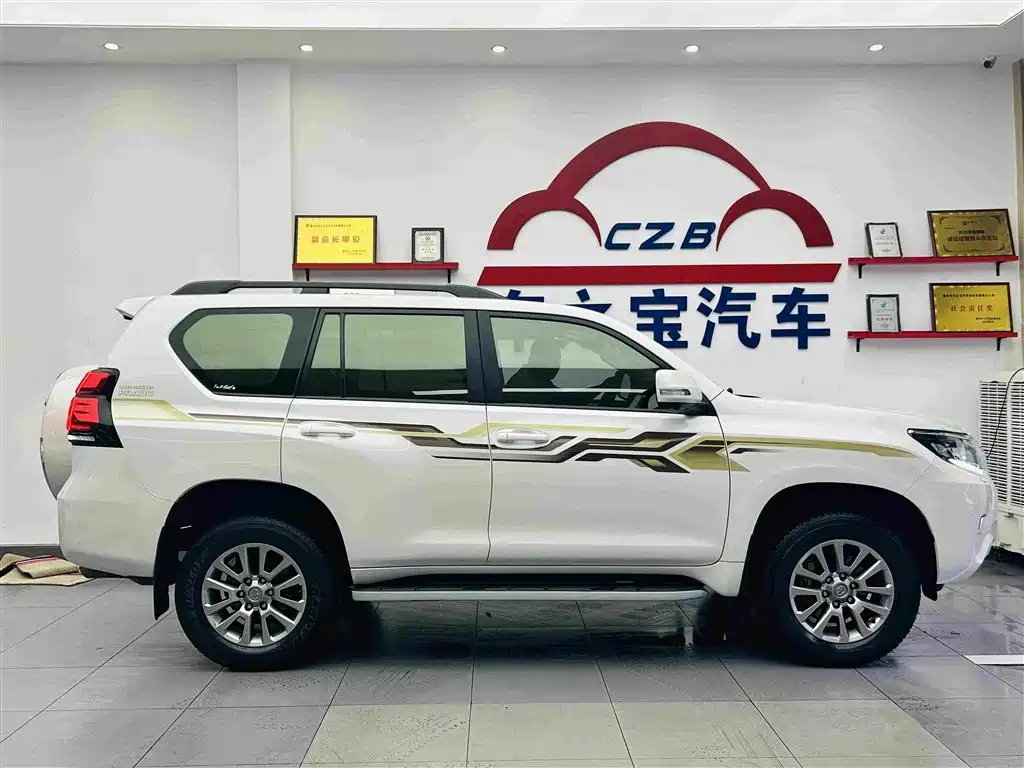 Toyota Prado — миниатюра 8
