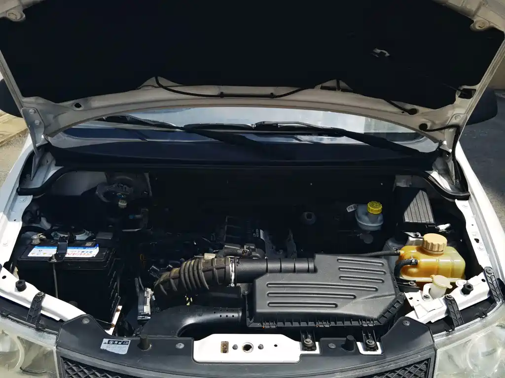 Wuling Hongguang — миниатюра 8