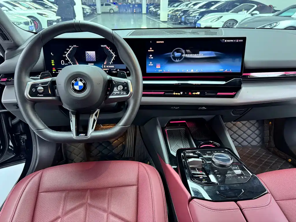BMW 5 Series — миниатюра 10