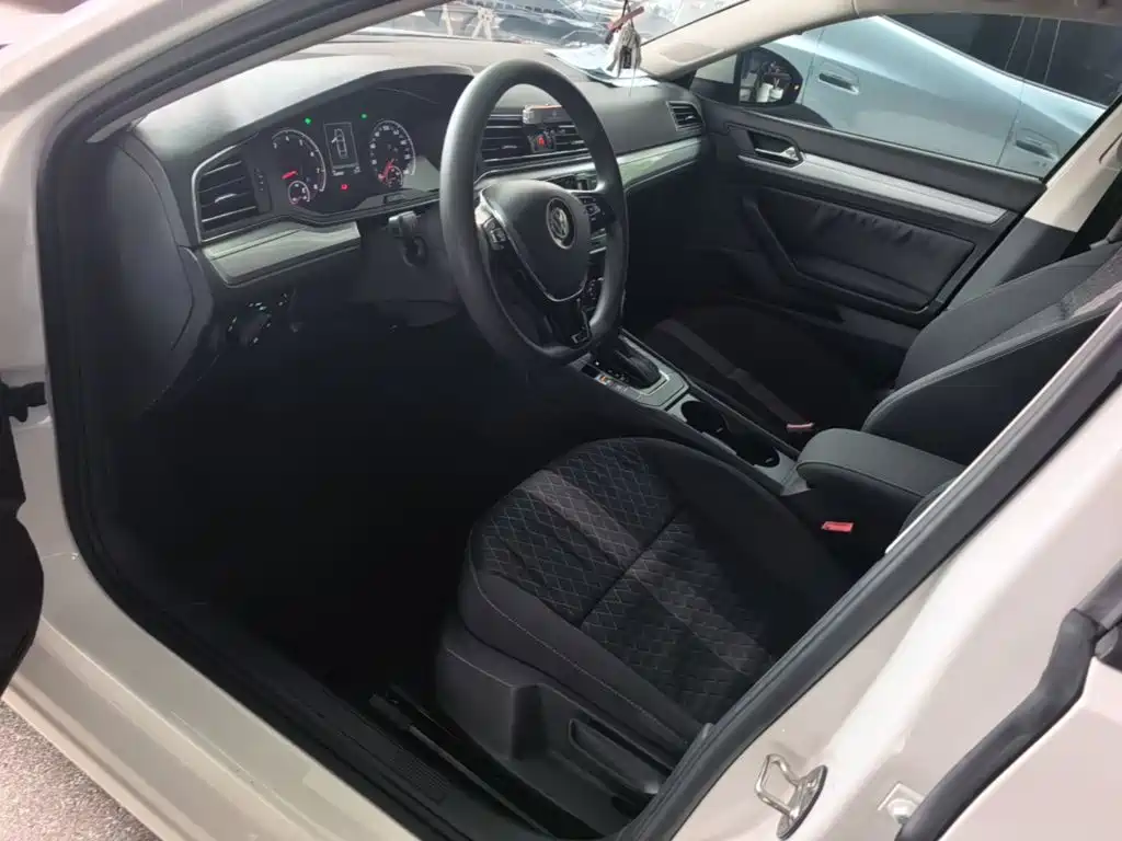 Volkswagen Lamando — миниатюра 15