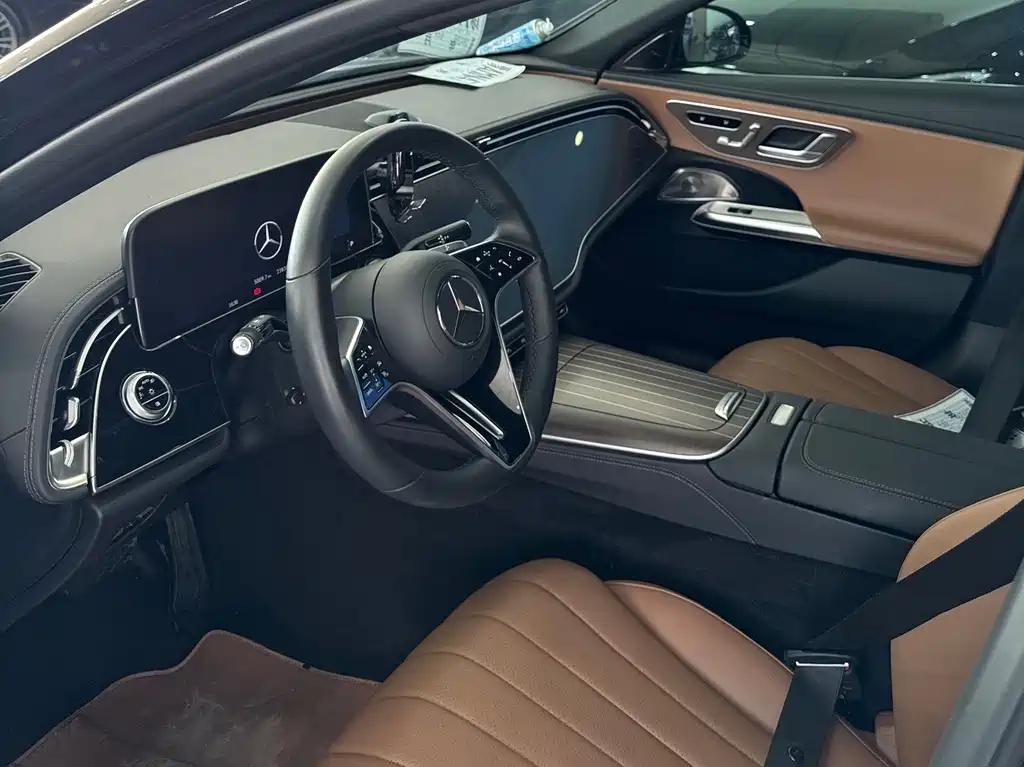 Mercedes-Benz E-Class — миниатюра 4