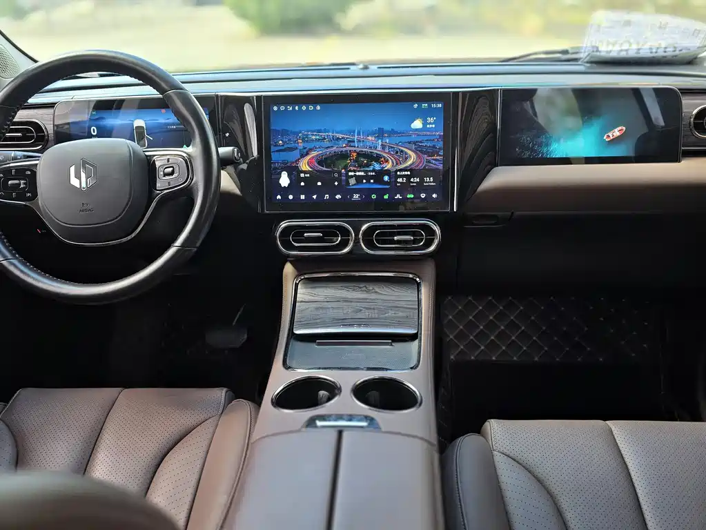 Leapmotor Leapmotor C11 — миниатюра 8