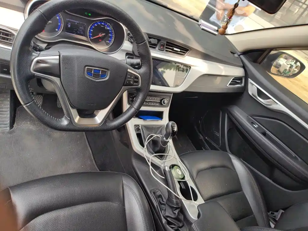 Geely Vision — миниатюра 5