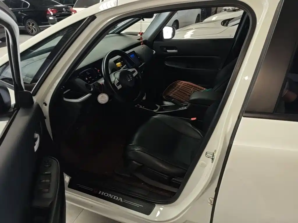 Honda Fit — миниатюра 15