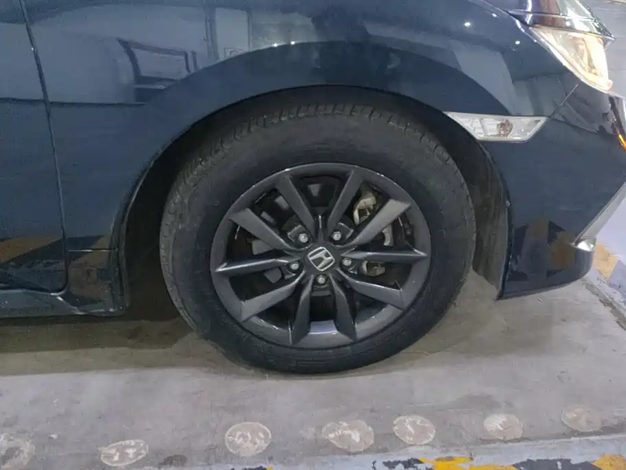 Honda Civic — миниатюра 6