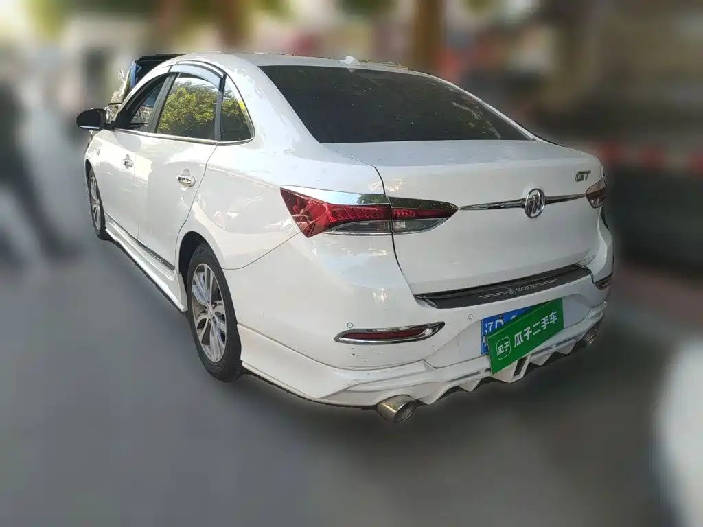 Buick Excelle — миниатюра 4