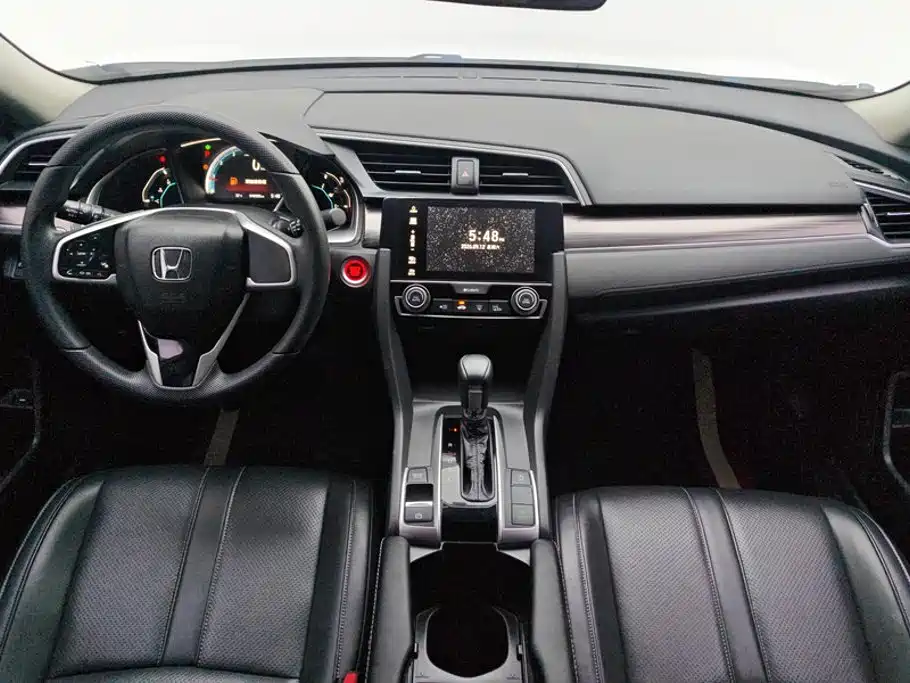 Honda Civic — миниатюра 12