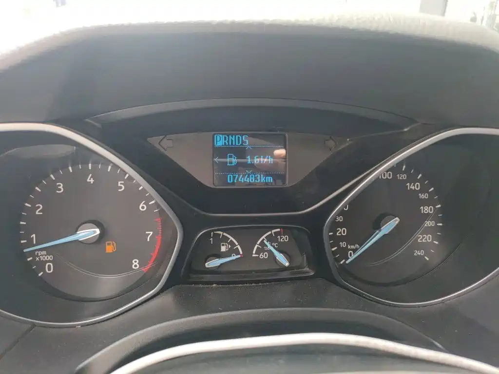 Ford Focus — миниатюра 8