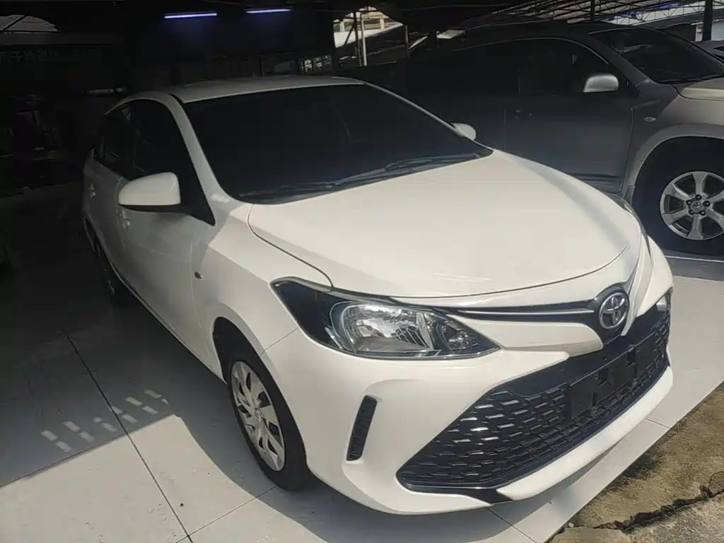 Toyota Vios FS — миниатюра 4