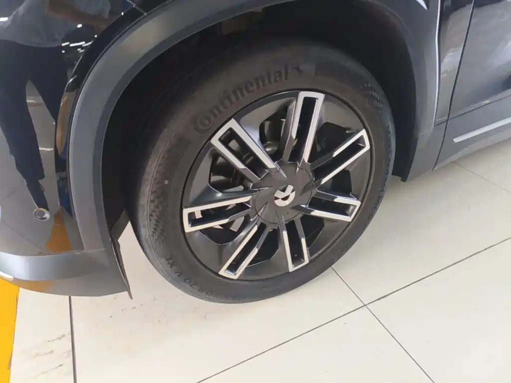 NIO ES6 — миниатюра 23