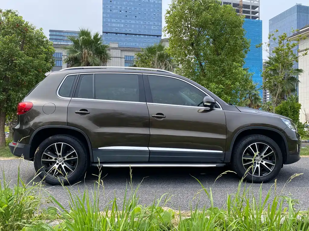 Volkswagen Tiguan — миниатюра 5