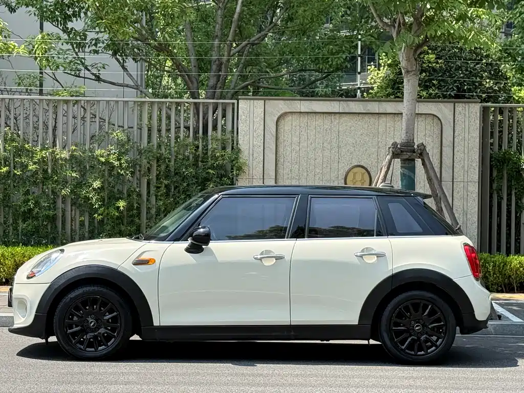 Mini Mini 2016 1.5T COOPER SEVEN