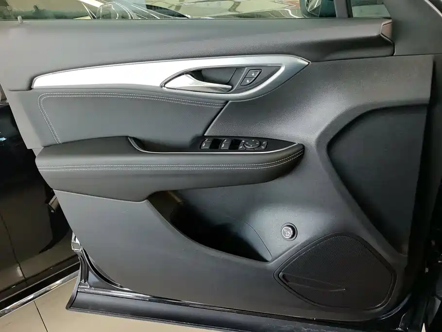 Buick Envision S — миниатюра 7