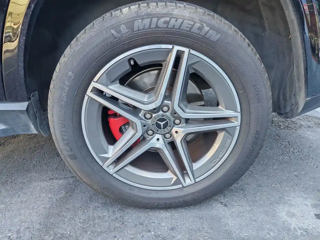 Mercedes-Benz GLE (Import) — миниатюра 19