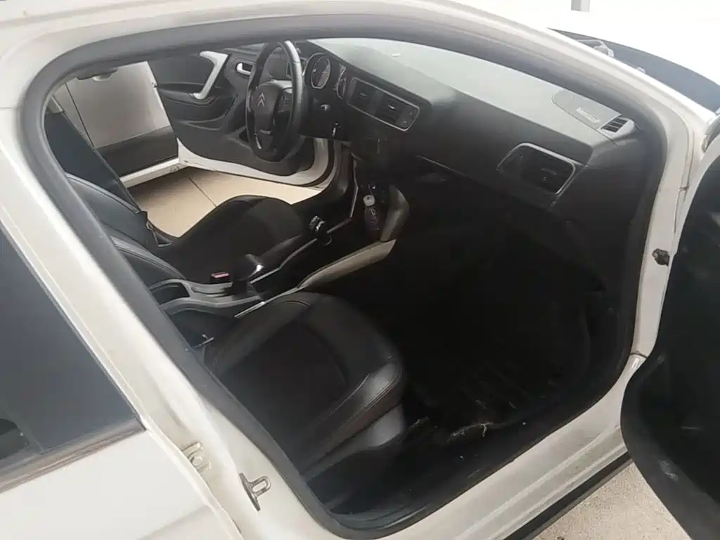 Citroen C3-XR — миниатюра 9