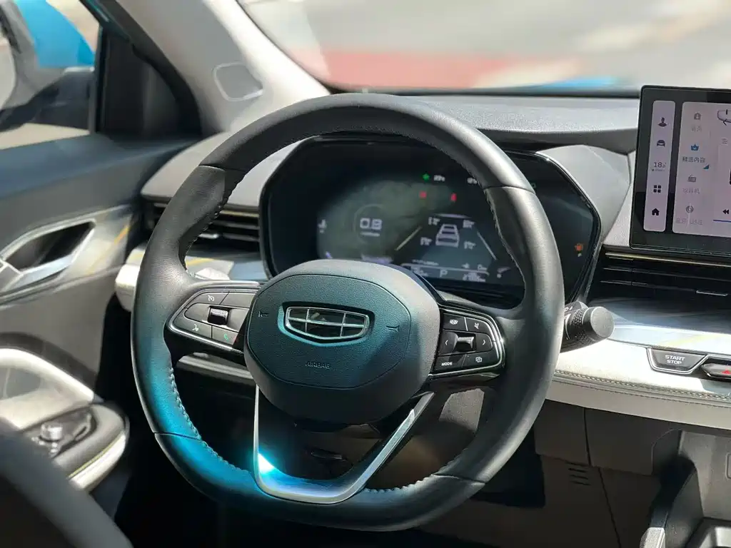 Geely Emgrand L — миниатюра 5