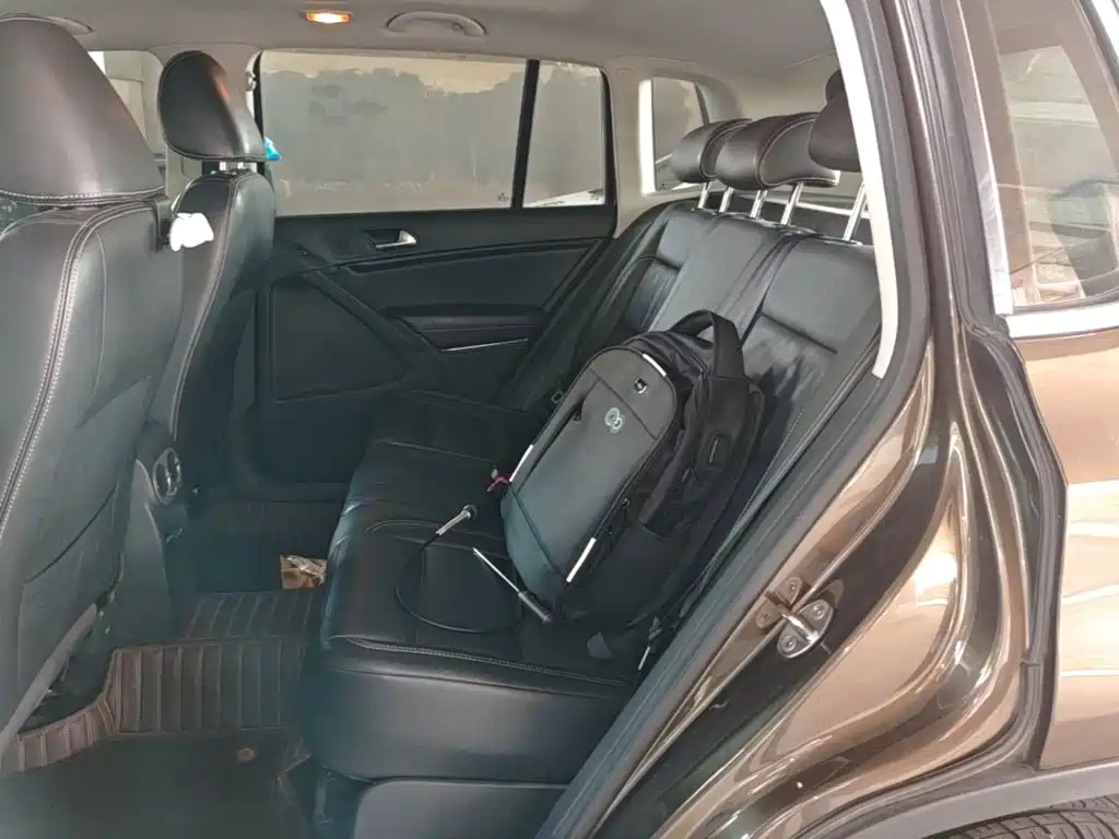 Volkswagen Tiguan — миниатюра 17