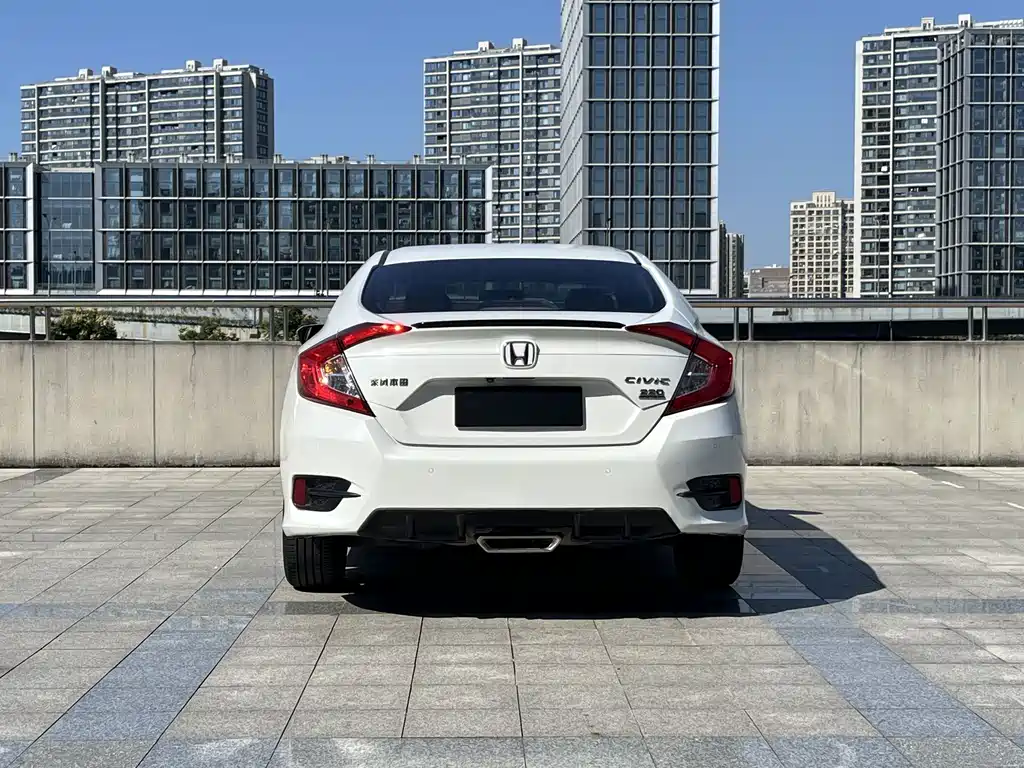 Honda Civic — миниатюра 13