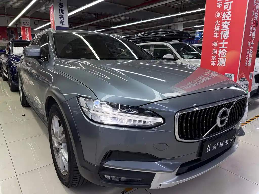 Volvo V90 — миниатюра 3