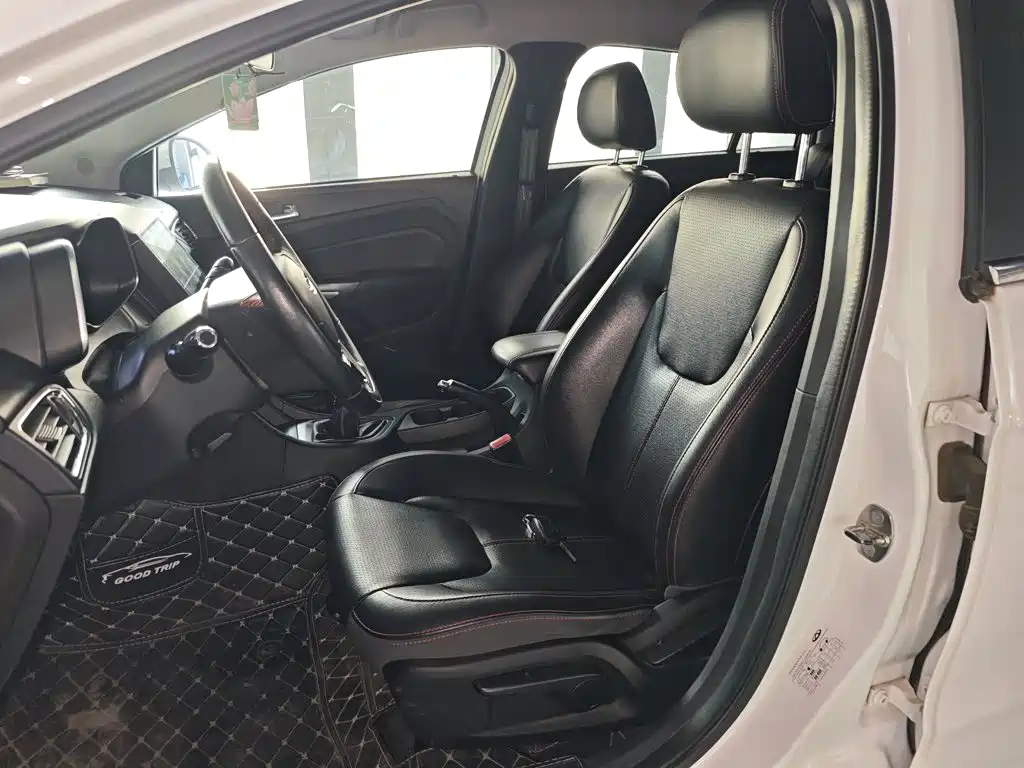 Chery Arrizo 5 — миниатюра 15
