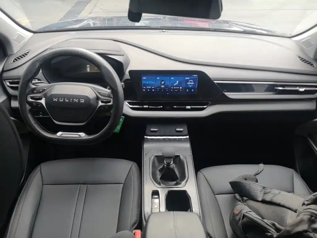 Wuling Victory — миниатюра 10