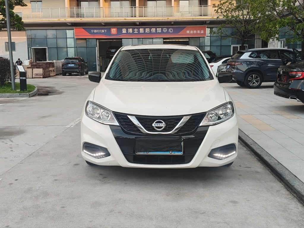 Nissan Tiida 1.6 л 2024 г. Белый, пробег 14100 км
