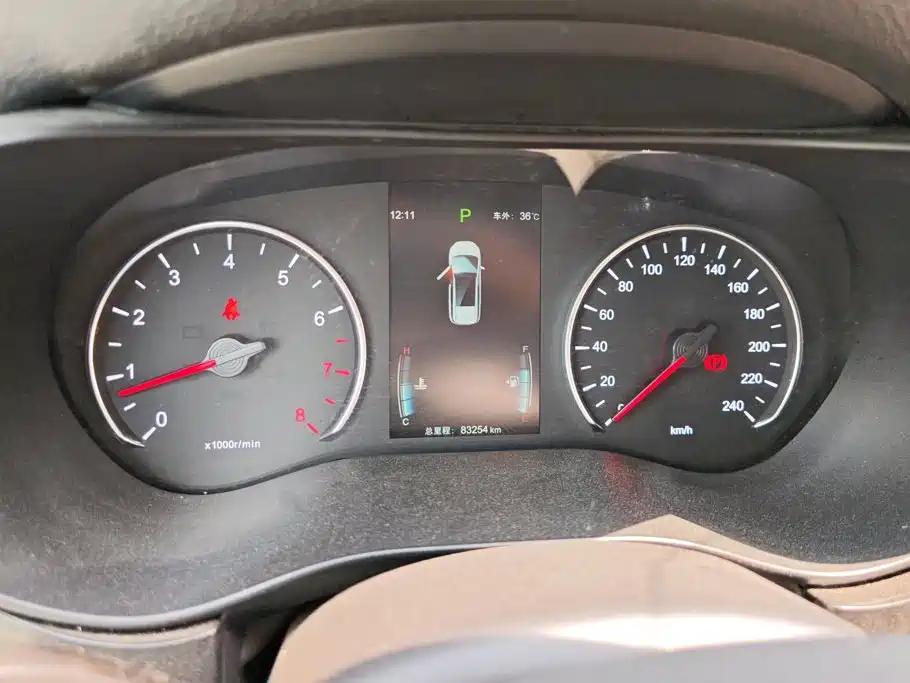 BYD MAX — миниатюра 14