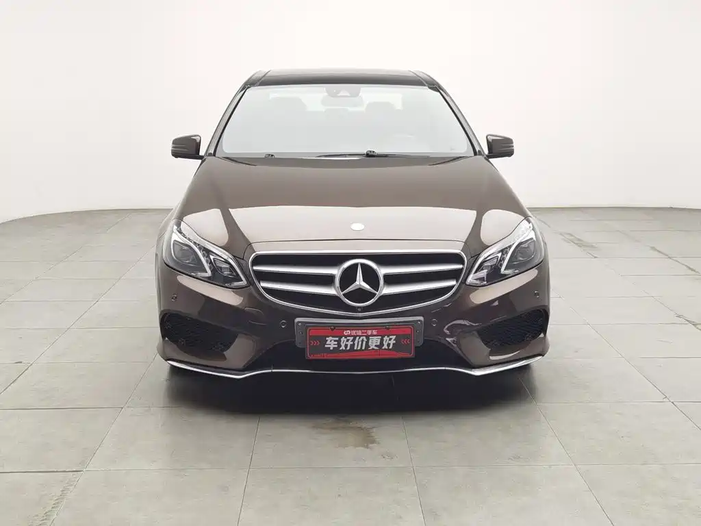 Mercedes-Benz E-Class — миниатюра 3