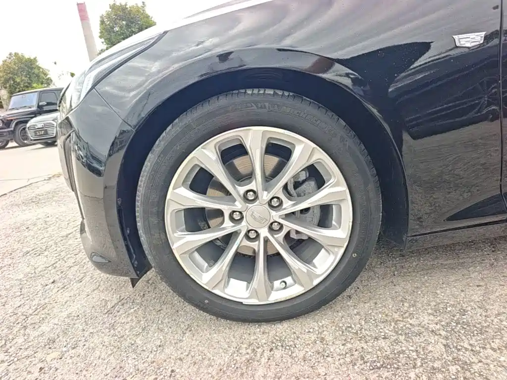 Cadillac CT5 — миниатюра 23