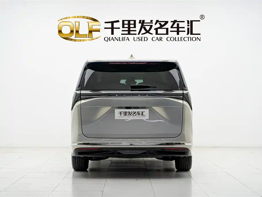 Buick GL8 2024 6 мест