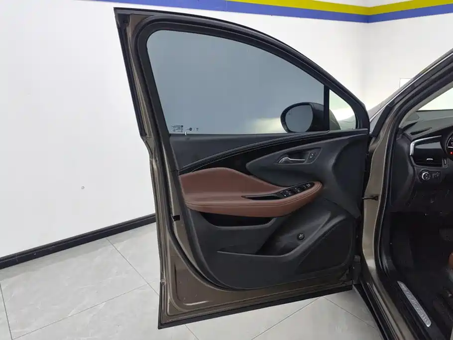 Buick Envision Plus — миниатюра 7