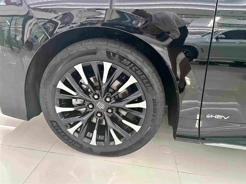 Toyota Vellfire — миниатюра 13