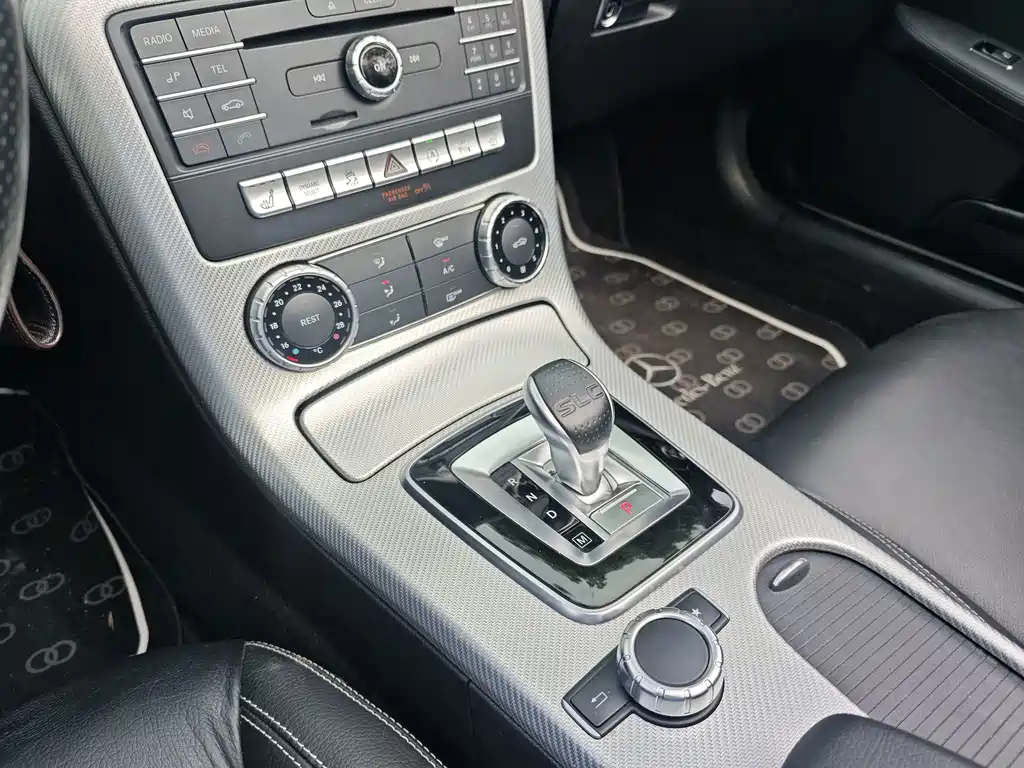 Mercedes-Benz SLC — миниатюра 17