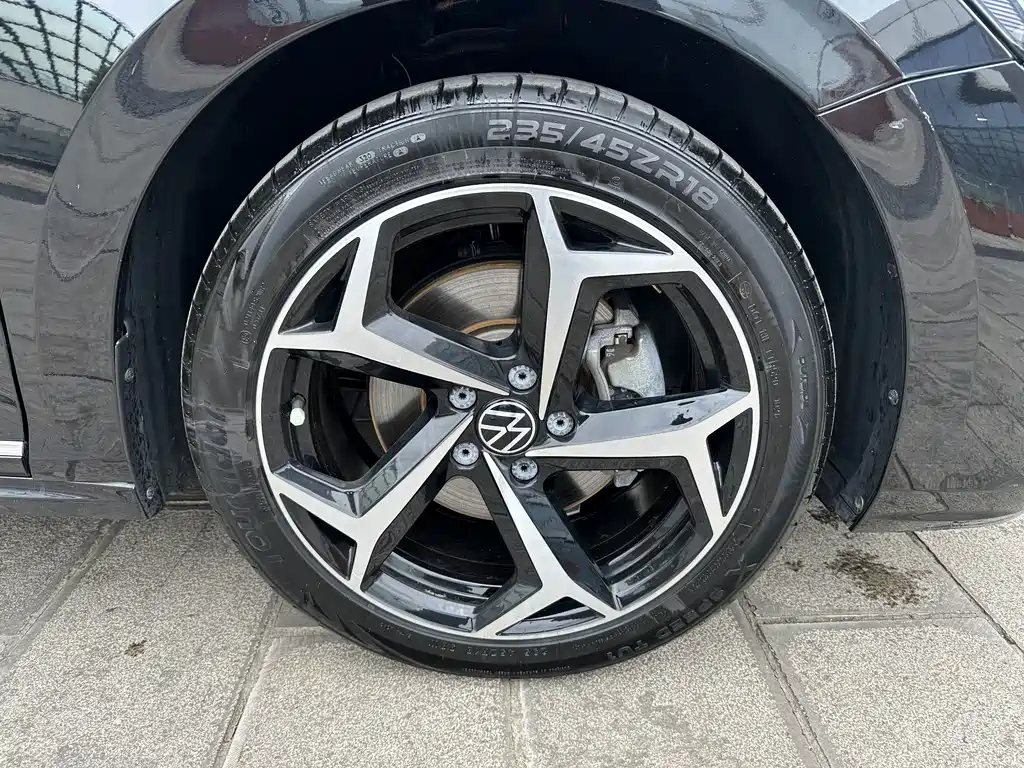 Volkswagen Passat — миниатюра 35