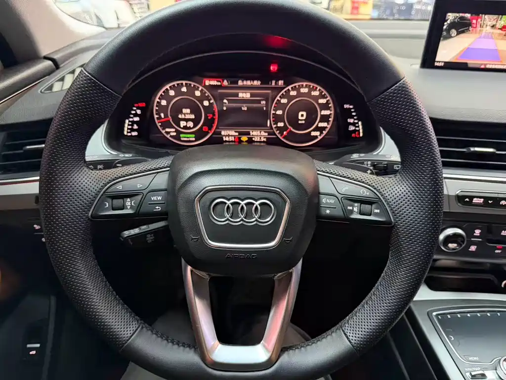 Audi Q7 — миниатюра 16