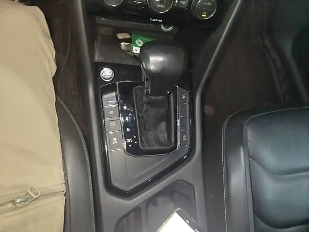 Volkswagen Tiguan L — миниатюра 14