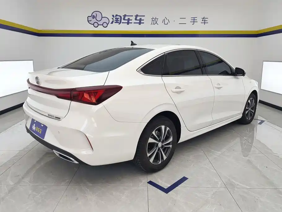 Changan Eado — миниатюра 3