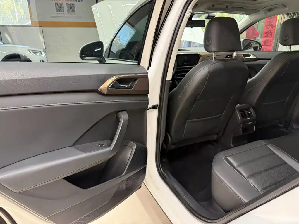 Volkswagen Tharu — миниатюра 18
