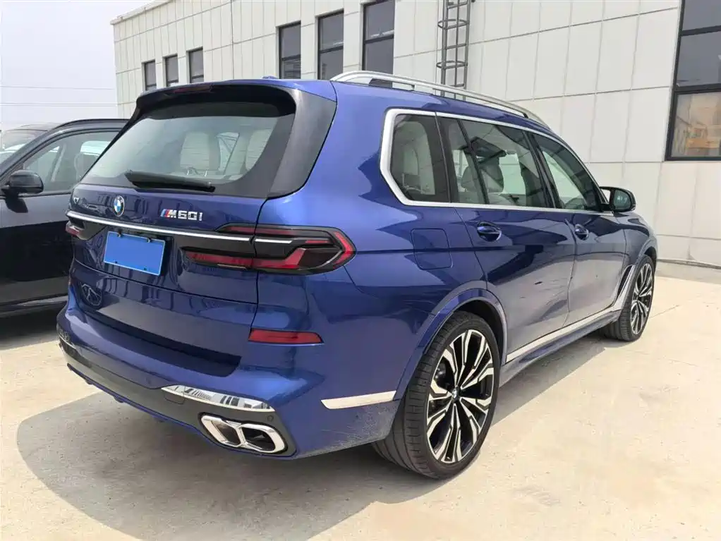 BMW X7 M60i 2026 xDrive M60i