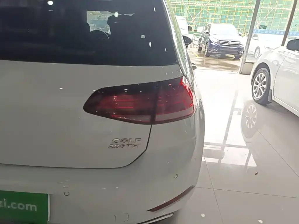 Volkswagen Golf — миниатюра 8