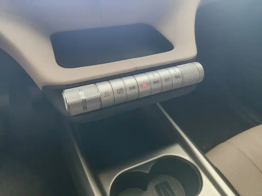 BYD Dolphin — миниатюра 14