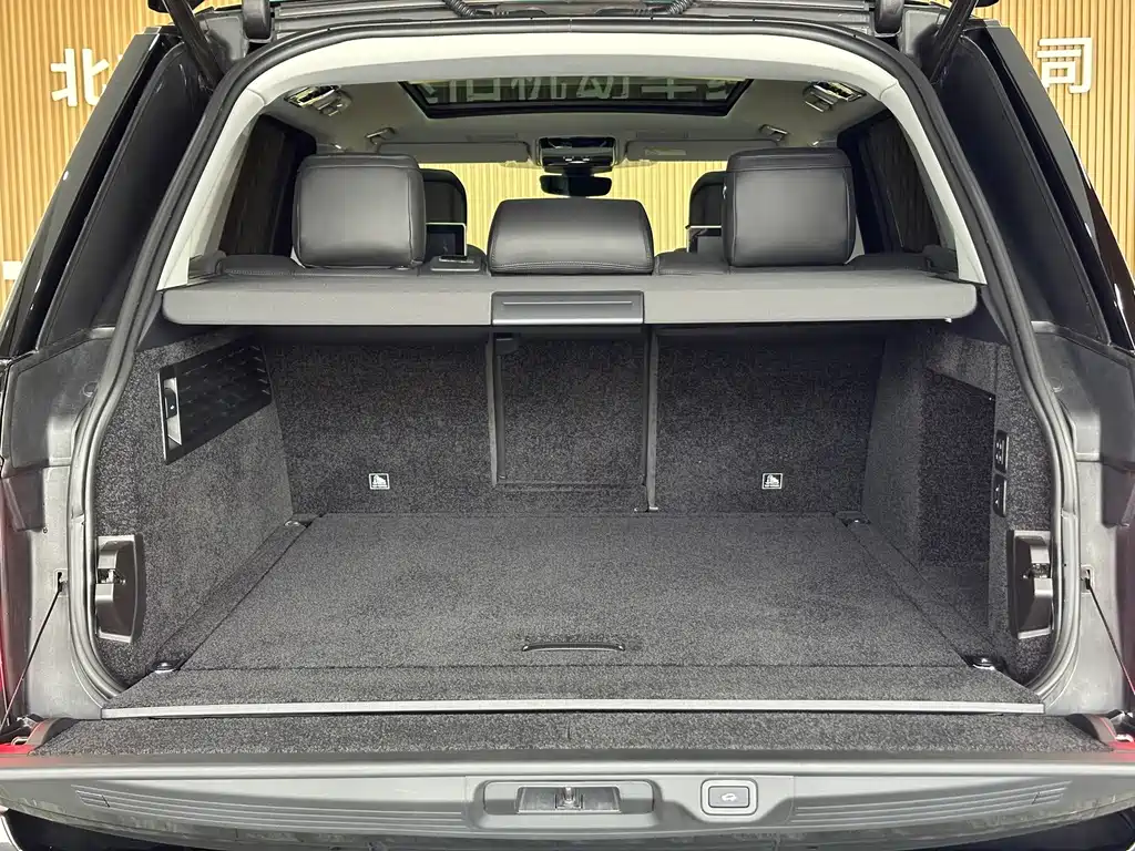 Land Rover Range Rover — миниатюра 16