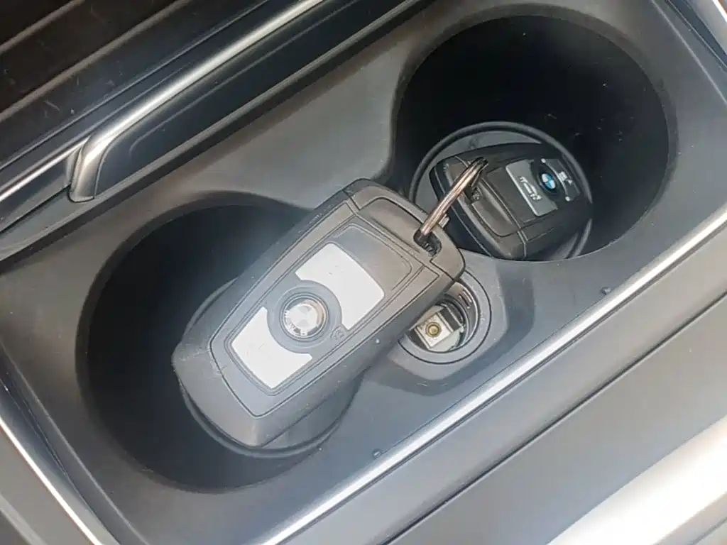 BMW 3 Series — миниатюра 9