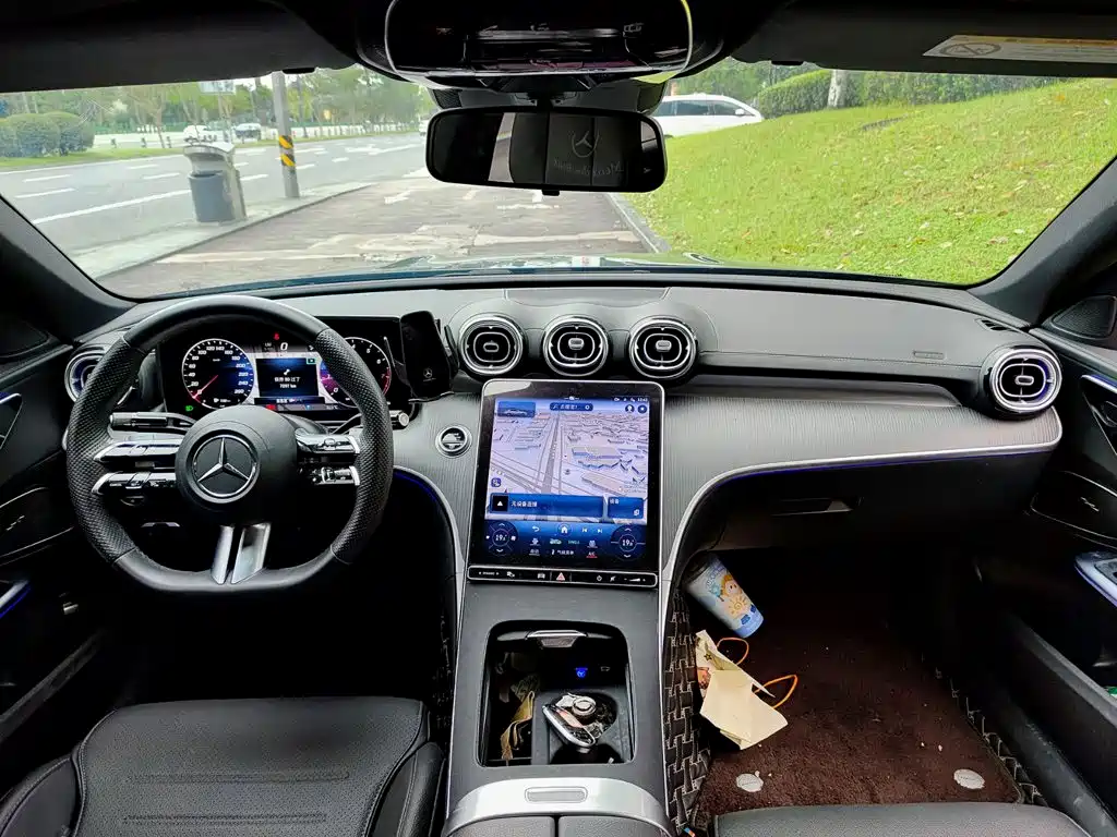 Mercedes-Benz C-Class — миниатюра 10
