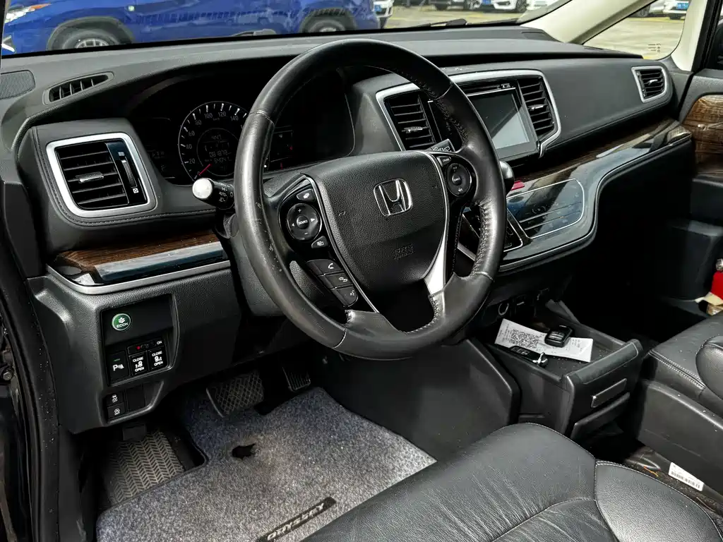 Honda Odyssey — миниатюра 5